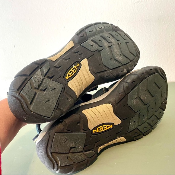 KEEN Men Newport H2 Closed Toe Water Sandals Slate Charcoal Size 14 EUC‎ main image 4